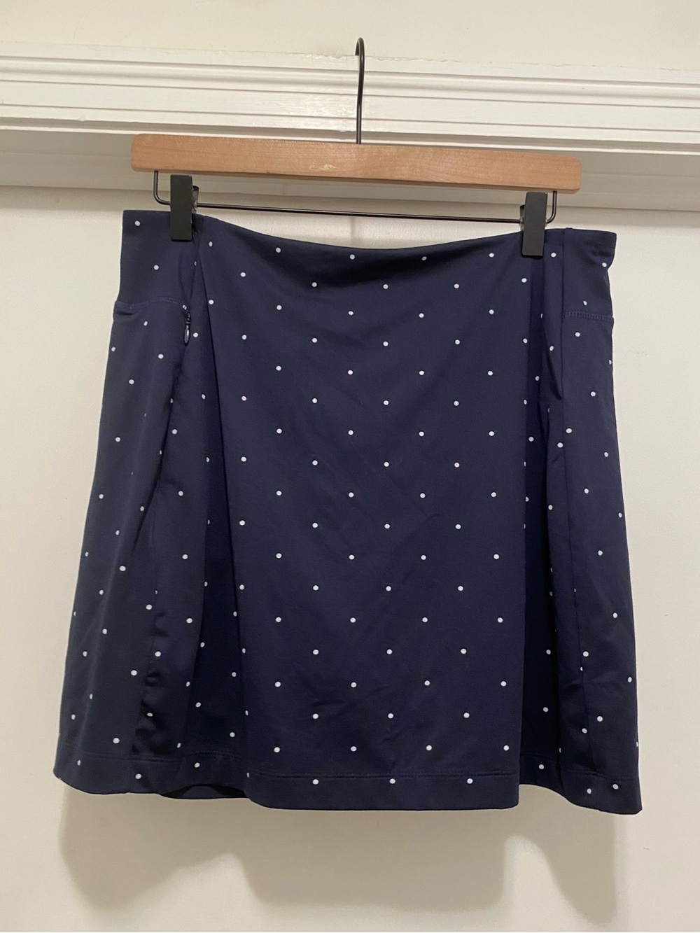 J Jill Fit Performance Knit Skort Small Navy Polka Dot Built-in Shorts preppy